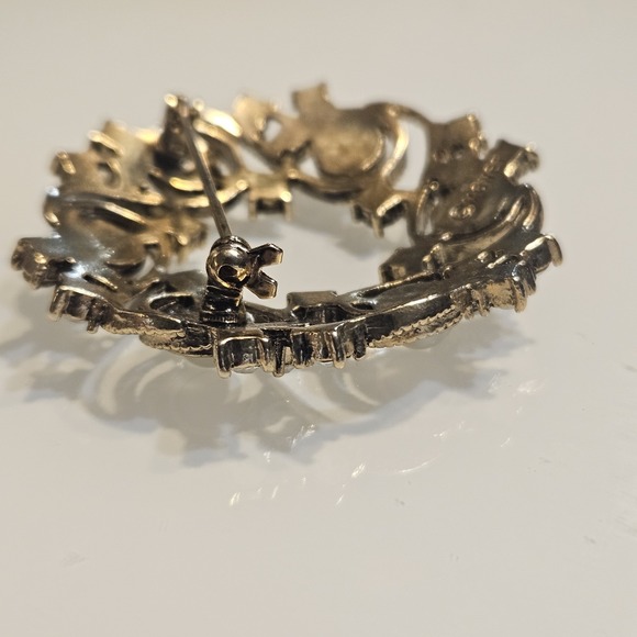 Vintage Monet Brooch Pin Round Wave Open Swirl Faux Pearl Rhinestone Gold Tone - Picture 10 of 14